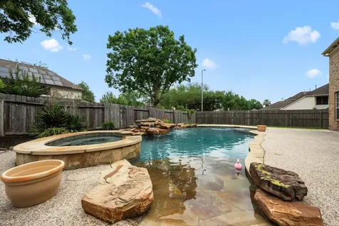 6931 Royal Knoll Court Pasadena TX 77505