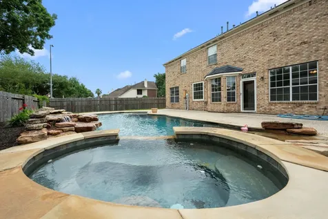 6931 Royal Knoll Court Pasadena TX 77505