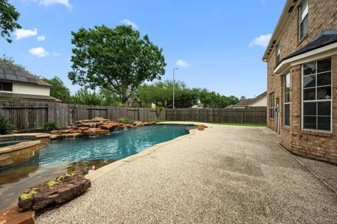 6931 Royal Knoll Court Pasadena TX 77505