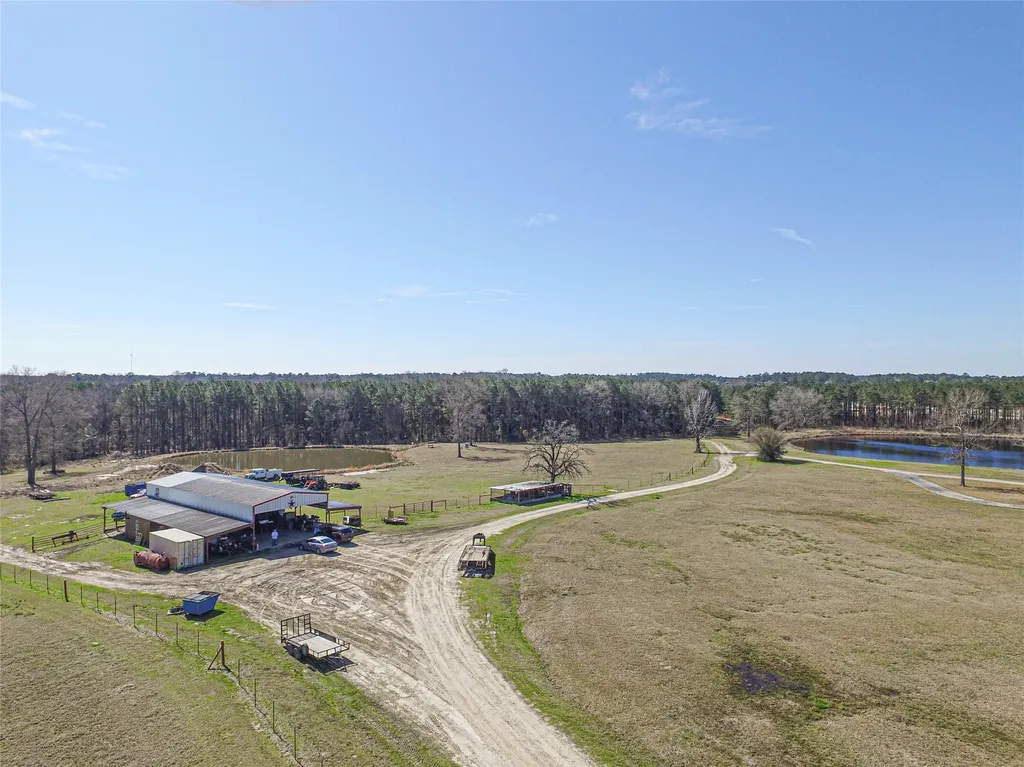 684 Hooks Road Corrigan TX 75939