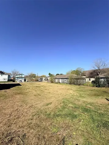 5004 Higgins Street Houston TX 77033