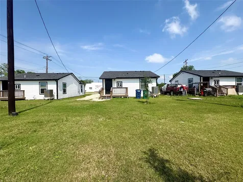 405 N Erskine Street Angleton TX 77515