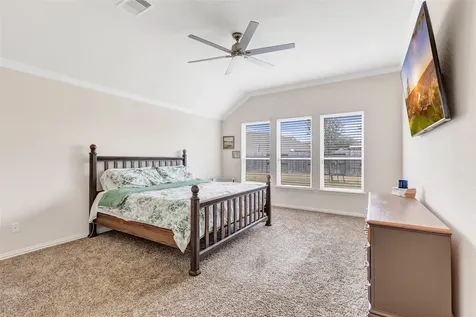 9518 Wincrest Drive Mont Belvieu TX 77523