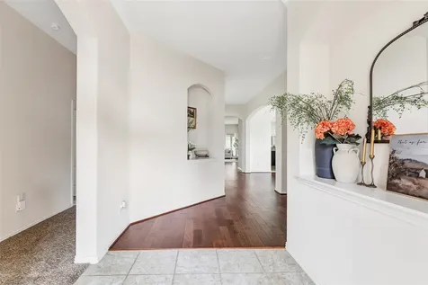 9518 Wincrest Drive Mont Belvieu TX 77523