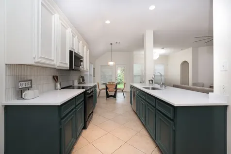 4814 Mosaic Canyon Court Humble TX 77396