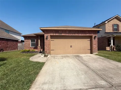 1038 Cash Street Alvin TX 77511