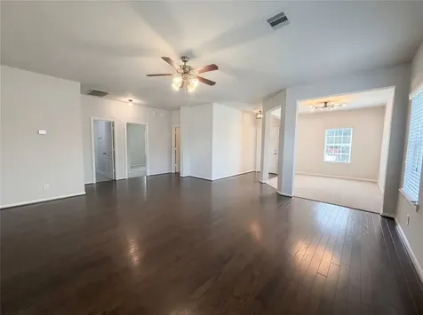 1038 Cash Street Alvin TX 77511