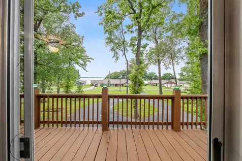 439 Lakeview Harbor Onalaska TX 77360