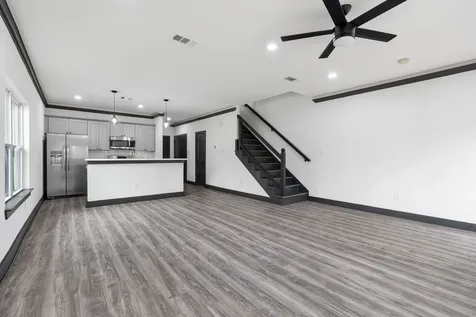 913 Panama Boulevard Houston TX 77009