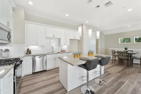 238 Julia Street E Houston TX 77022