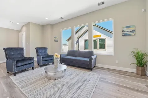 238 Julia Street E Houston TX 77022