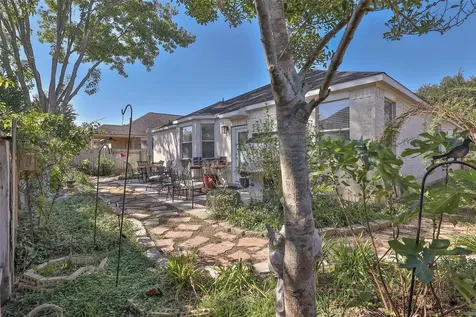 218 River Briar Lane Richmond TX 77406