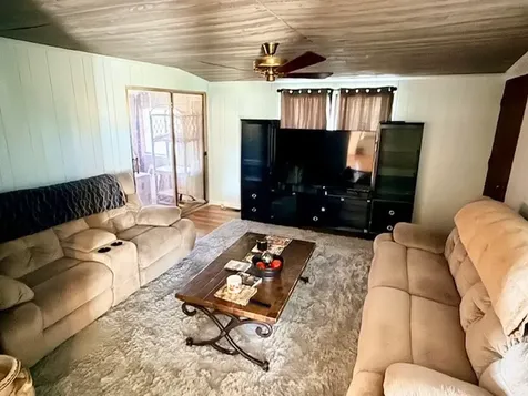 403 Deep Canyon Circle Somerville TX 77879