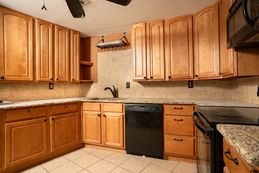 823 S Water Street 5f Corpus Christi TX 78401