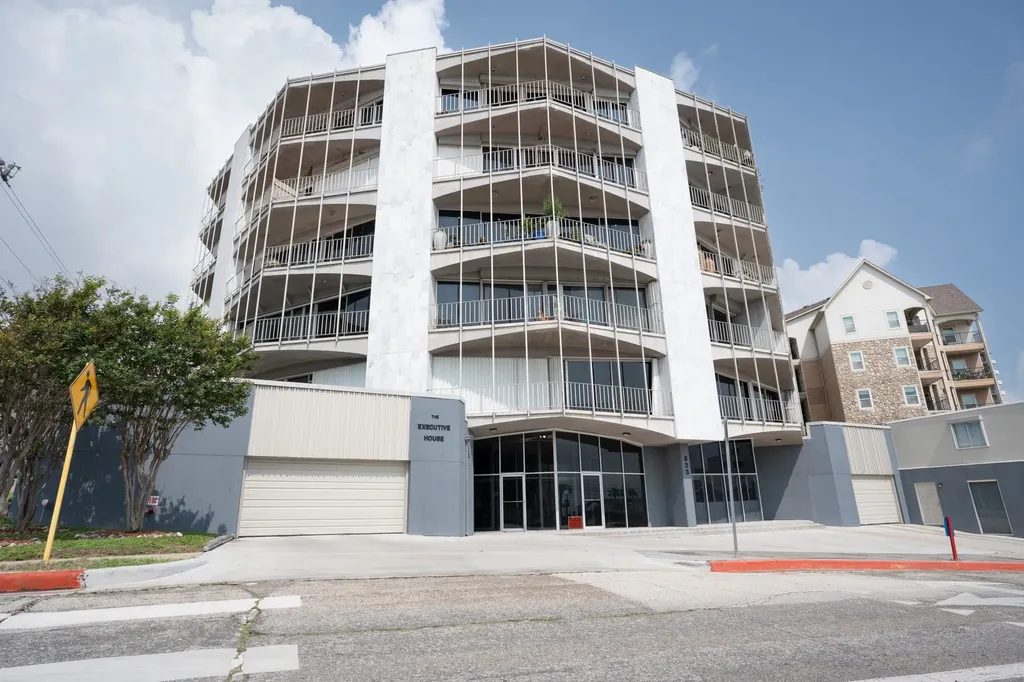 823 S Water Street 5f Corpus Christi TX 78401