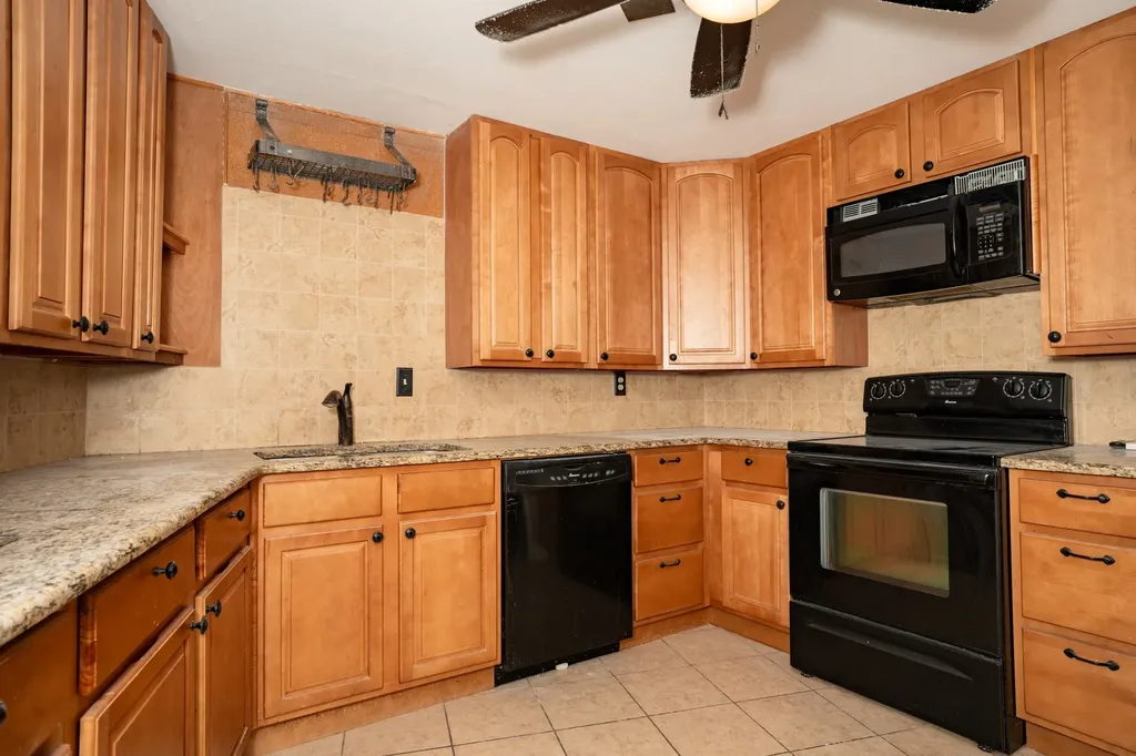 823 S Water Street 5f Corpus Christi TX 78401
