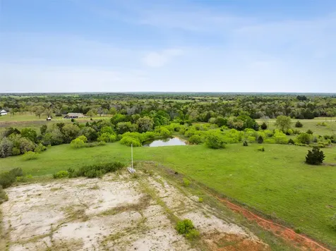 4822 Fm 1624 Lexington TX 78947