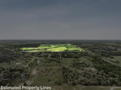 4822 Fm 1624 Lexington TX 78947