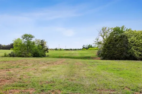 4822 Fm 1624 Lexington TX 78947