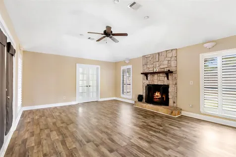 6 Hillcrest Street Dayton TX 77535