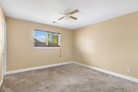 6 Hillcrest Street Dayton TX 77535