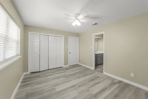 4138 Club Valley Drive Houston TX 77082