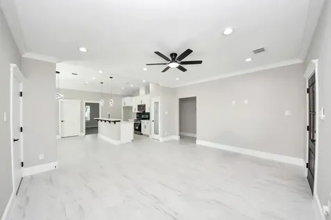 608 Miriam Street Baytown TX 77520
