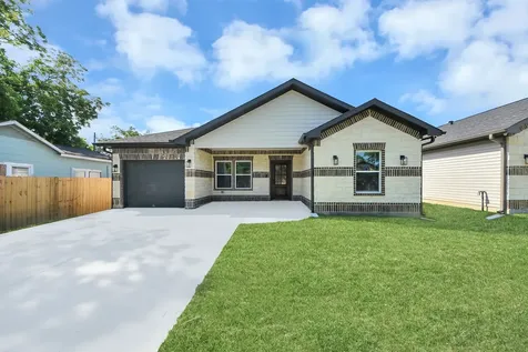 608 Miriam Street Baytown TX 77520
