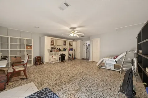 5326 Redstart Street Houston TX 77096