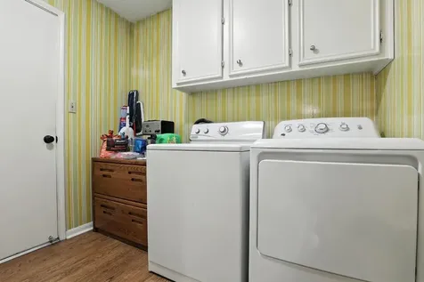 2910 Riata Lane Houston TX 77043