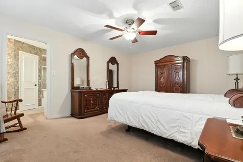 2910 Riata Lane Houston TX 77043