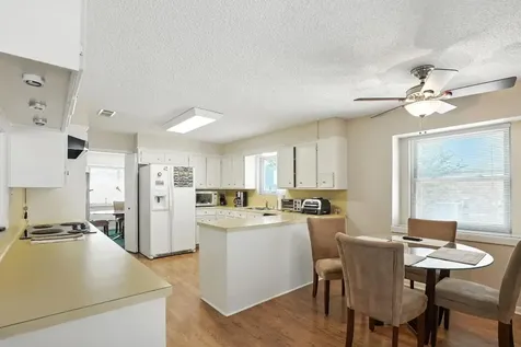 2910 Riata Lane Houston TX 77043