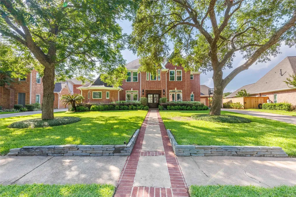 3114 W Autumn Run Circle Sugar Land TX 77479