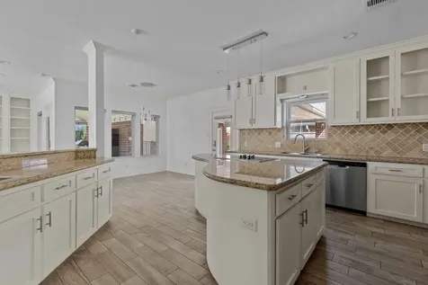3114 W Autumn Run Circle Sugar Land TX 77479