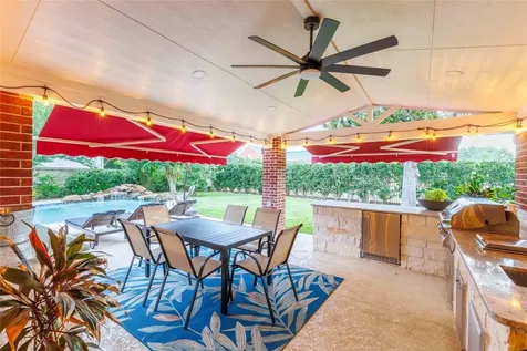 3114 W Autumn Run Circle Sugar Land TX 77479