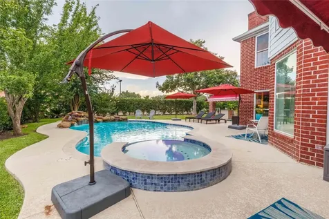 3114 W Autumn Run Circle Sugar Land TX 77479