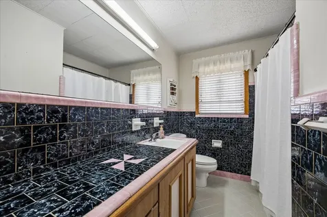 4620 Averill Street Houston TX 77009