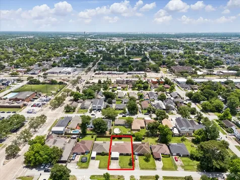 4620 Averill Street Houston TX 77009