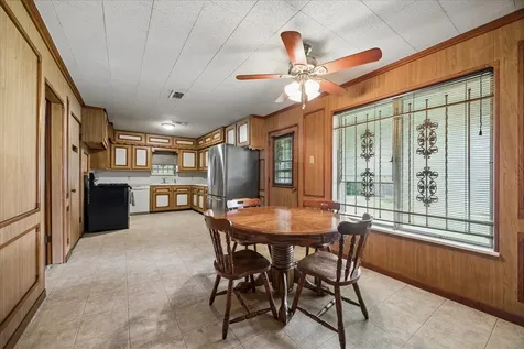 4620 Averill Street Houston TX 77009