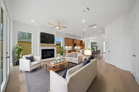 8521 Friendship Road Houston TX 77080