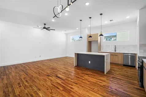 3405 Baer Street Houston TX 77020