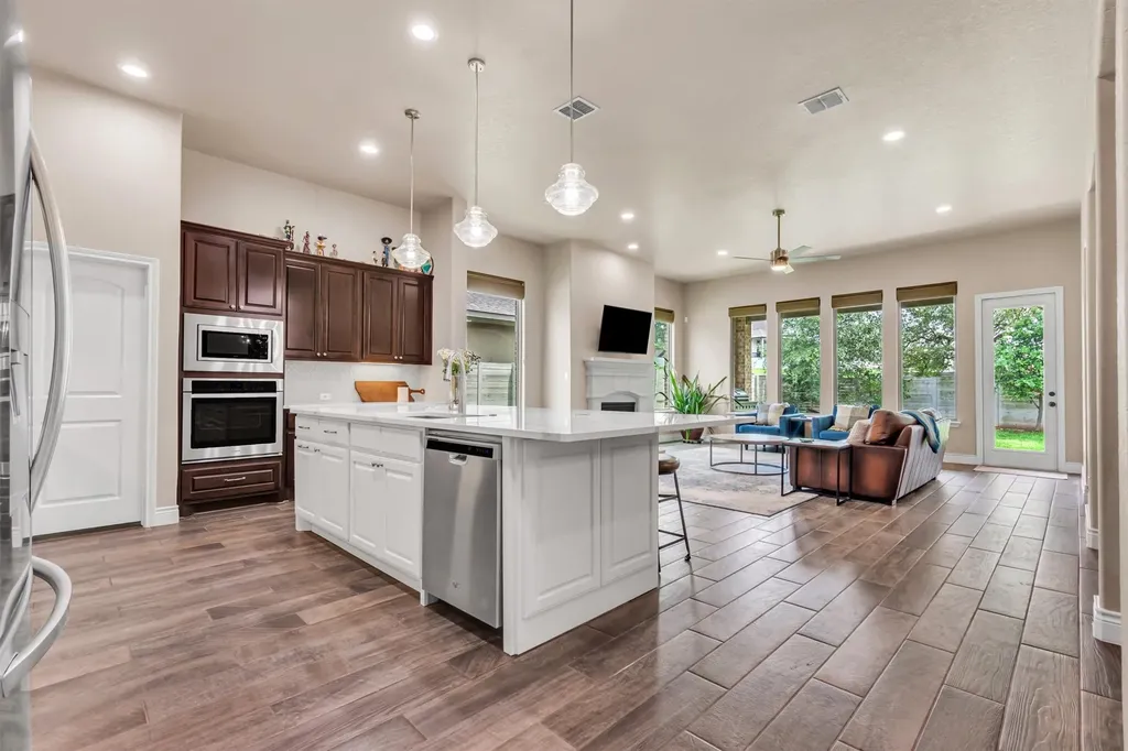1182 Yaupon Loop New Braunfels TX 78132