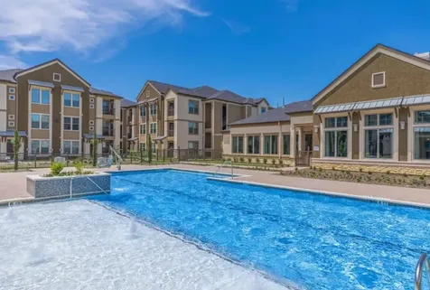 907 South Road 7202 Baytown TX 77521