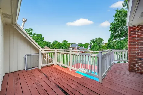 4131 Crow Valley Missouri City TX 77459