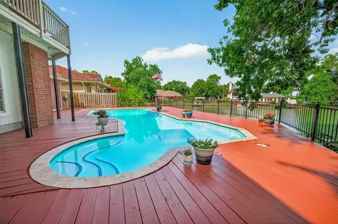 4131 Crow Valley Missouri City TX 77459