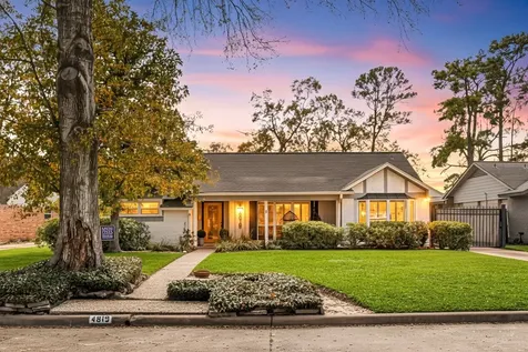 4819 Chantilly Lane Houston TX 77092