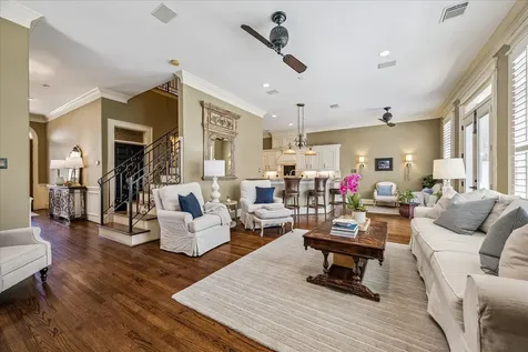 102 Vieux Carre Drive Houston TX 77009