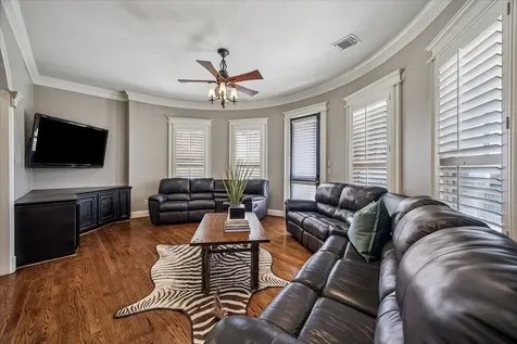 102 Vieux Carre Drive Houston TX 77009