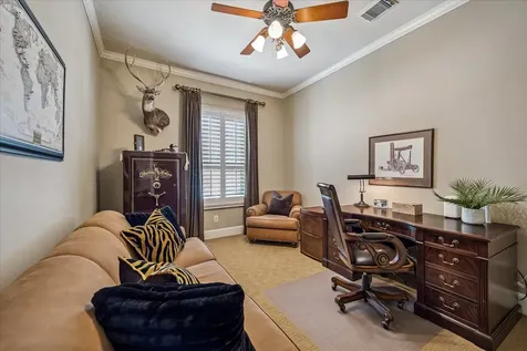 102 Vieux Carre Drive Houston TX 77009