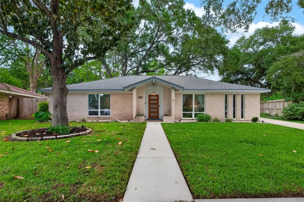 5715 Claridge Drive Houston TX 77096